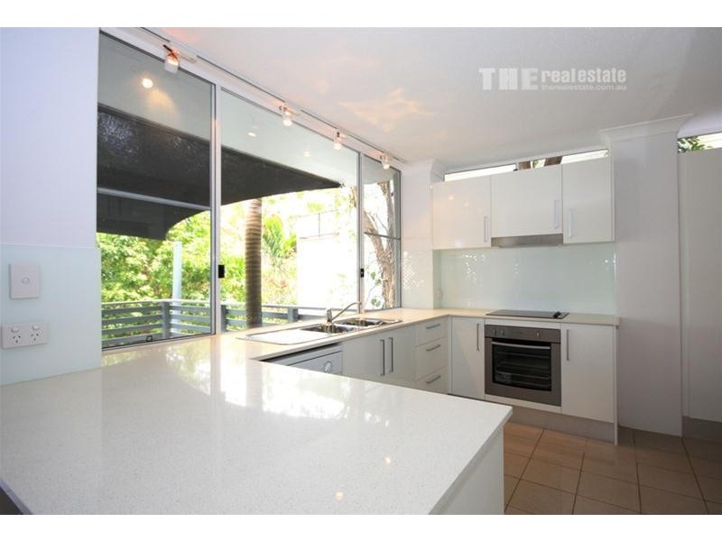 36 Woodgee Street, Currumbin QLD 4223