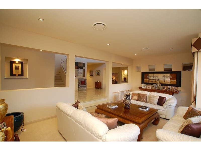 35 Observatory Drive, Reedy Creek QLD 4227