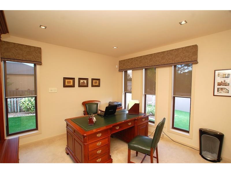 35 Observatory Drive, Reedy Creek QLD 4227