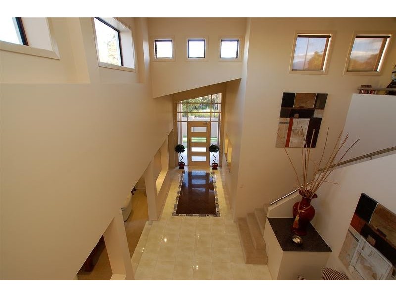 35 Observatory Drive, Reedy Creek QLD 4227