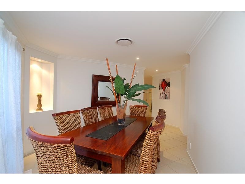 16 Gilgandra Close, Reedy Creek QLD 4227