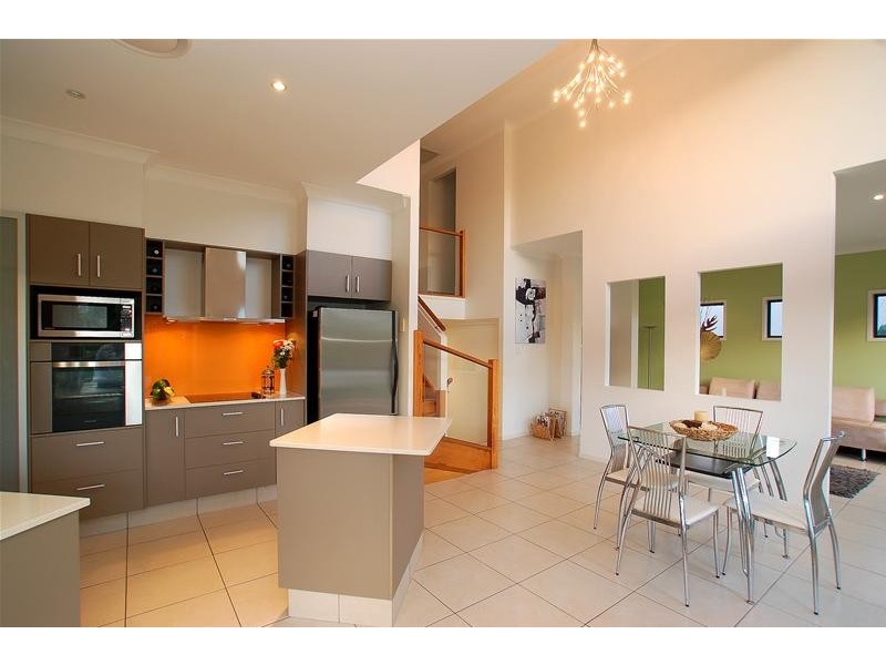 16 Gilgandra Close, Reedy Creek QLD 4227