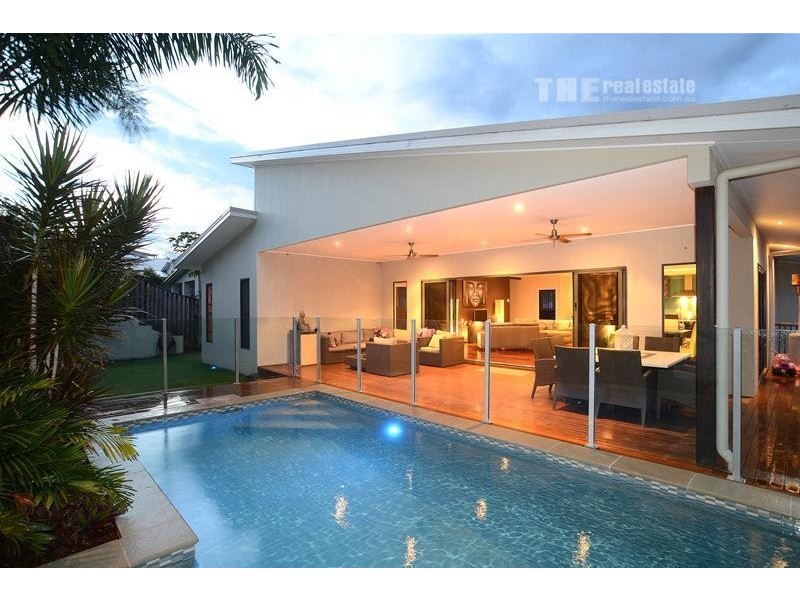 15 Peregrine Street, Reedy Creek QLD 4227