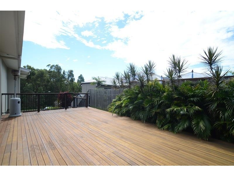 15 Peregrine Street, Reedy Creek QLD 4227