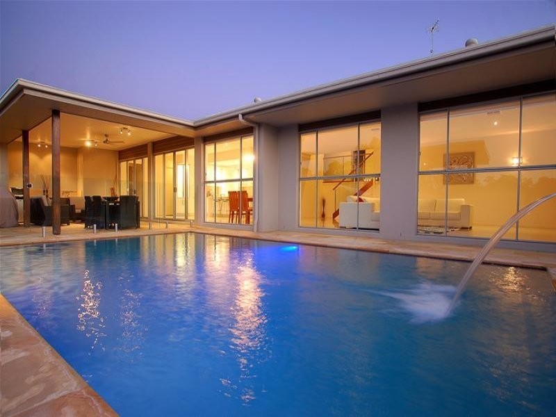 6 Golden Grove Boulevard, Reedy Creek QLD 4227