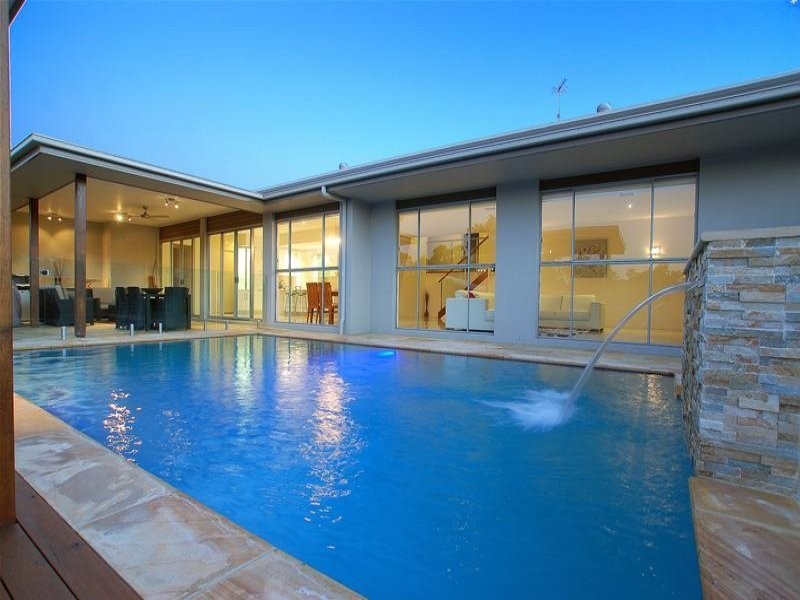 6 Golden Grove Boulevard, Reedy Creek QLD 4227