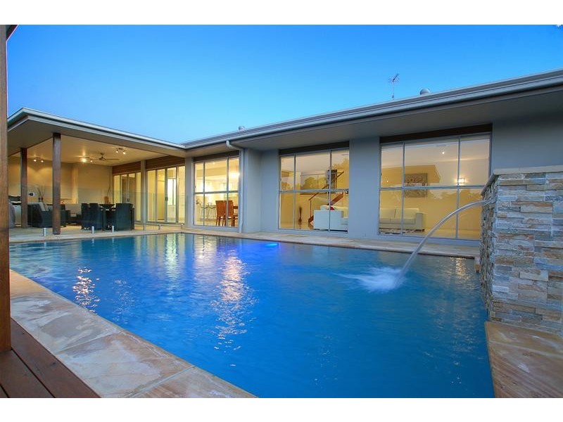 6 Golden Grove Boulevard, Reedy Creek QLD 4227