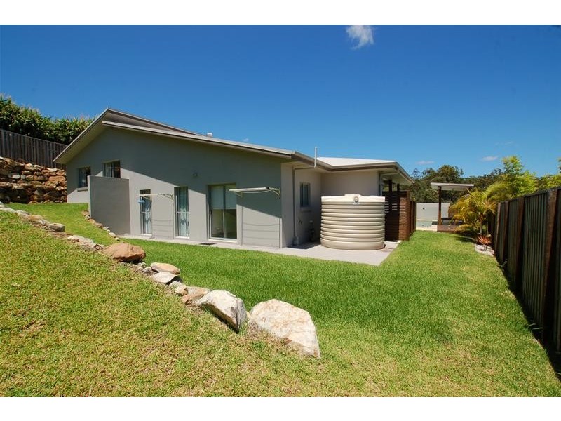 6 Golden Grove Boulevard, Reedy Creek QLD 4227