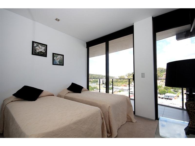 2101/2-14 The Esplanade, Burleigh Heads QLD 4220