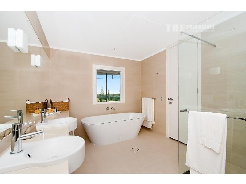 401/252 Hedges Avenue, Mermaid Beach QLD 4218