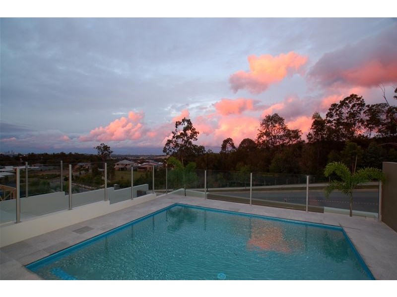 21 Golden Grove Boulevard, Reedy Creek QLD 4227