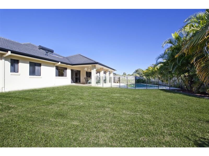 1 Bayswater Avenue, Varsity Lakes QLD 4227