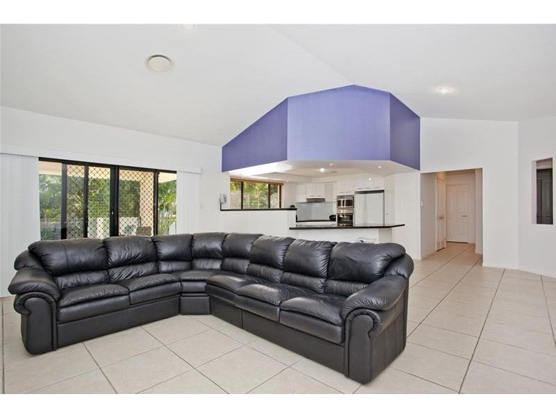 1 Bayswater Avenue, Varsity Lakes QLD 4227