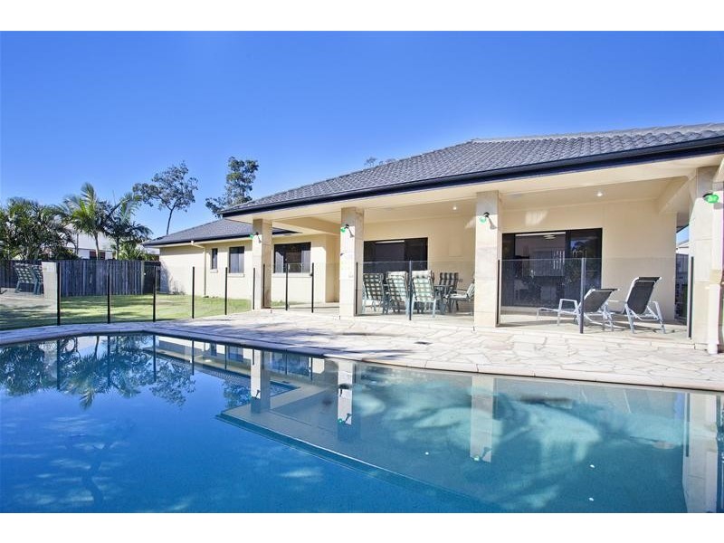 1 Bayswater Avenue, Varsity Lakes QLD 4227