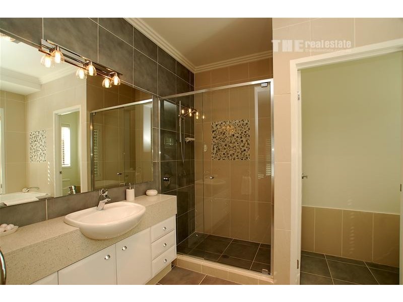 31 Observatory Drive, Reedy Creek QLD 4227