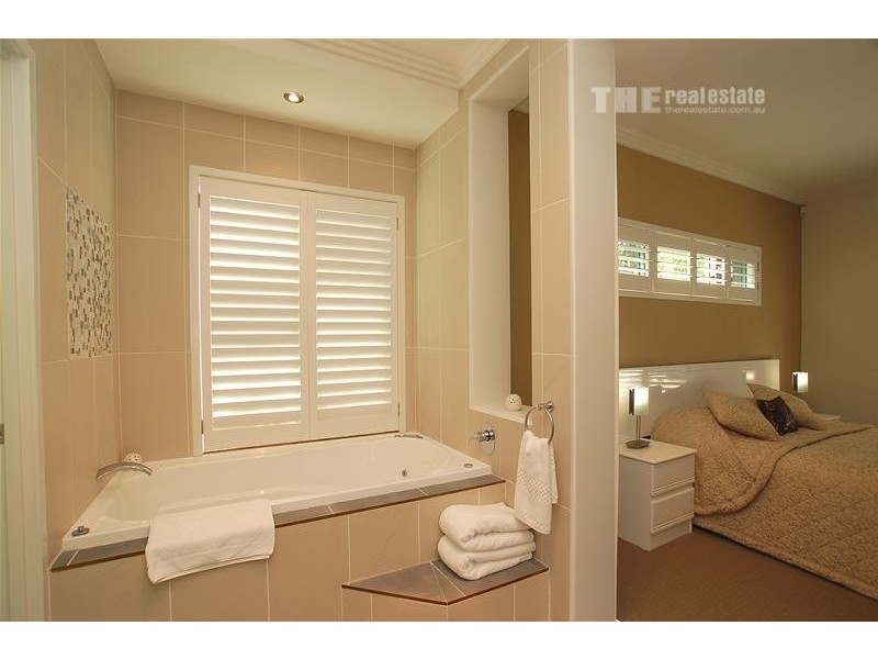 31 Observatory Drive, Reedy Creek QLD 4227