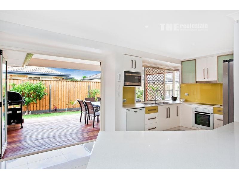 97 Honeyeater Drive, Burleigh Waters QLD 4220