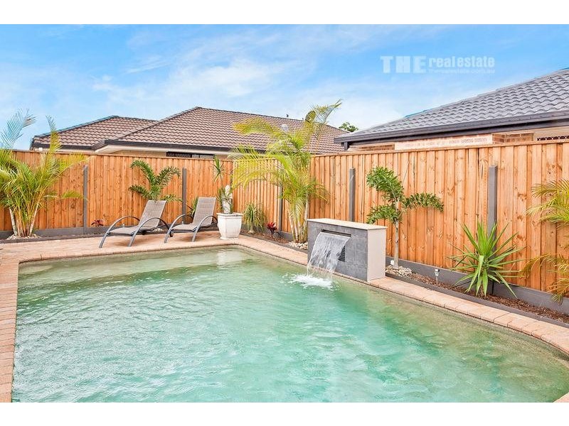 97 Honeyeater Drive, Burleigh Waters QLD 4220