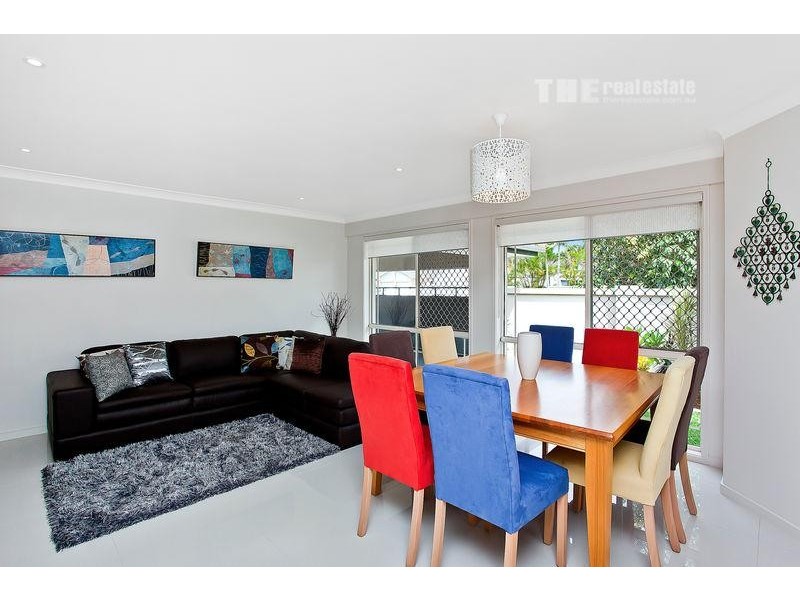 97 Honeyeater Drive, Burleigh Waters QLD 4220