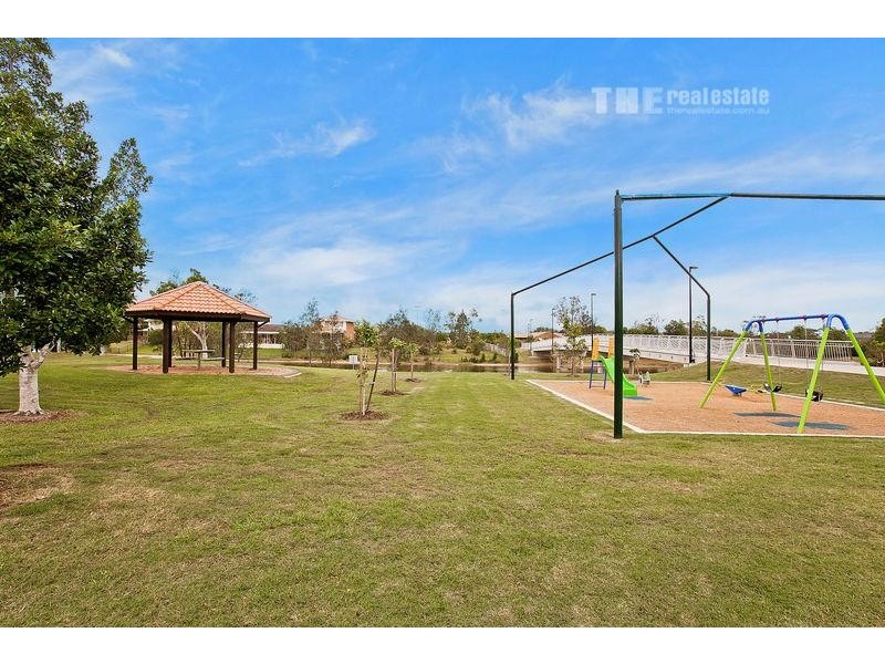 97 Honeyeater Drive, Burleigh Waters QLD 4220