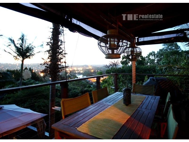 16 Albany Avenue, Currumbin QLD 4223