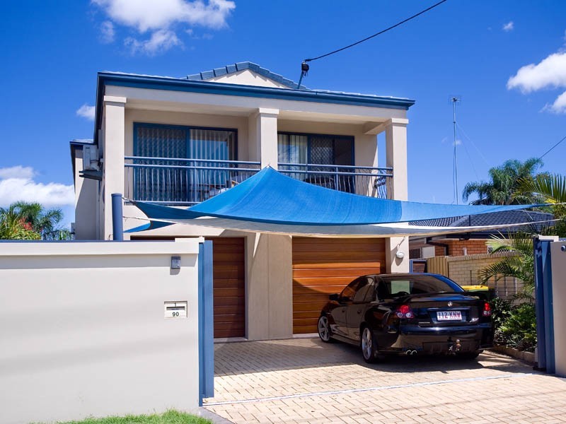 1/90 Nobby Parade, Miami QLD 4220