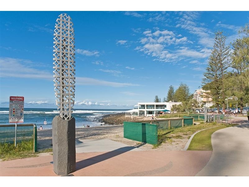 1/90 Nobby Parade, Miami QLD 4220