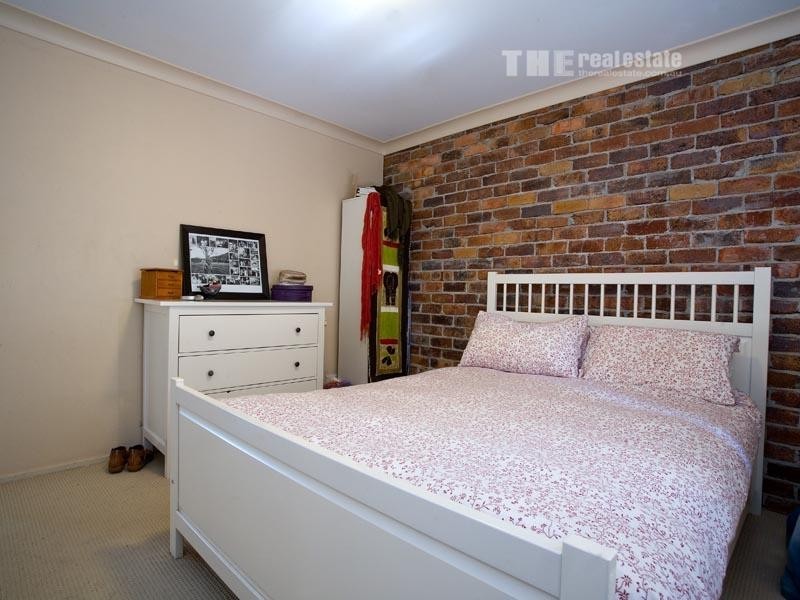 2/23 Chainey Avenue, Miami QLD 4220