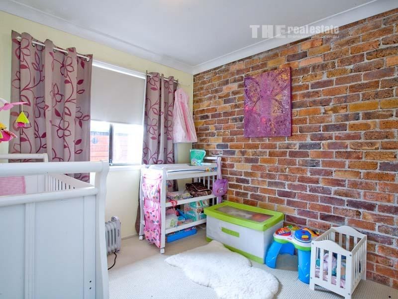 2/23 Chainey Avenue, Miami QLD 4220