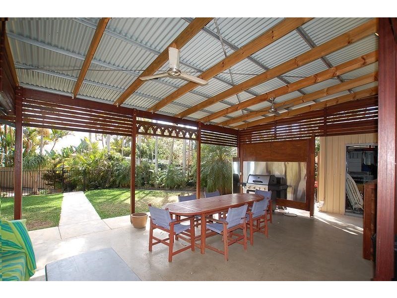 9 Boston Place, Burleigh Waters QLD 4220