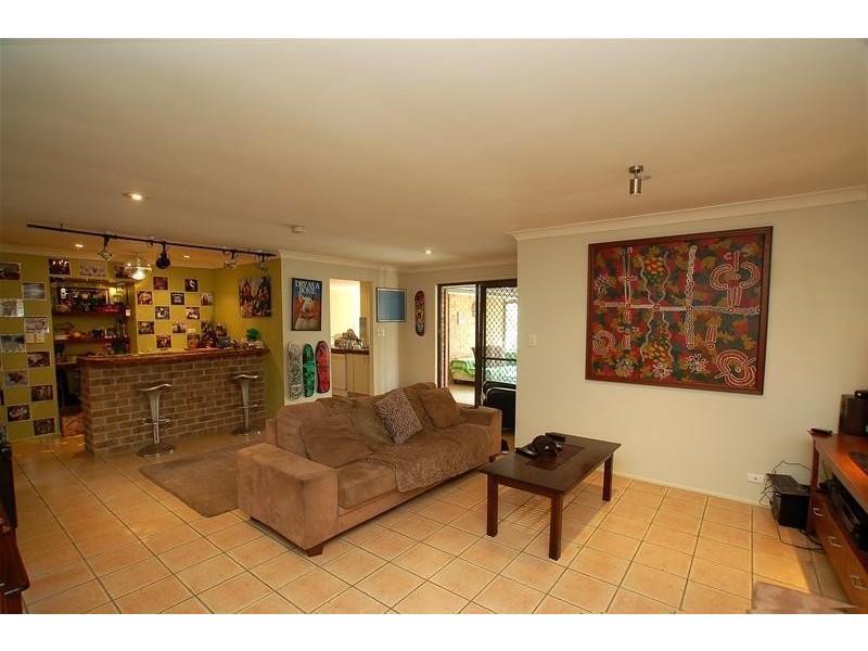 9 Boston Place, Burleigh Waters QLD 4220