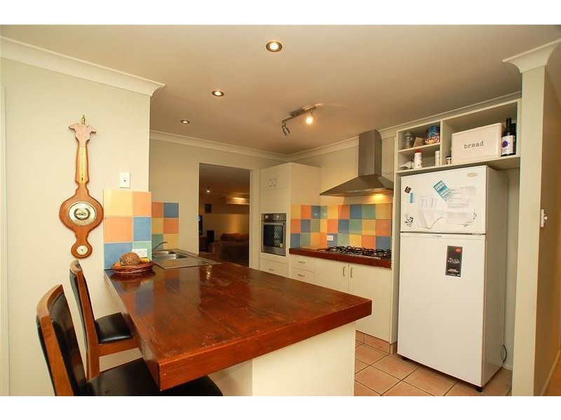 9 Boston Place, Burleigh Waters QLD 4220