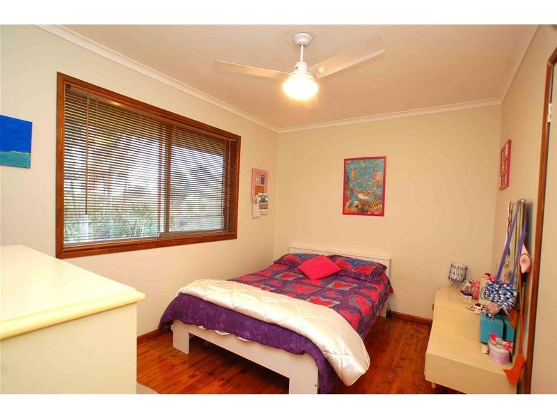 5 Bradley Avenue, Miami QLD 4220