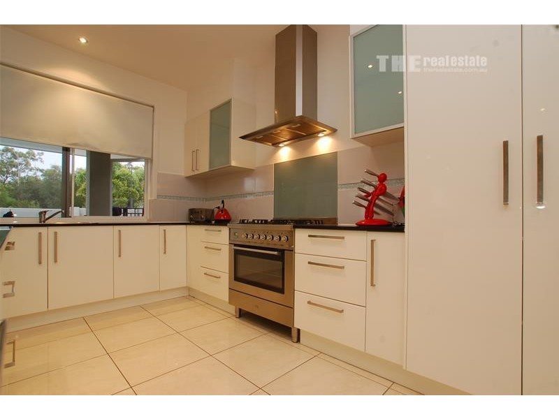 29 York Creek Crescent, Reedy Creek QLD 4227