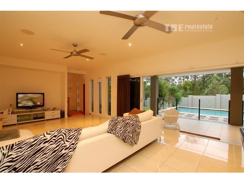 29 York Creek Crescent, Reedy Creek QLD 4227