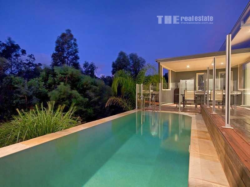 18 Molonglo Close, Reedy Creek QLD 4227