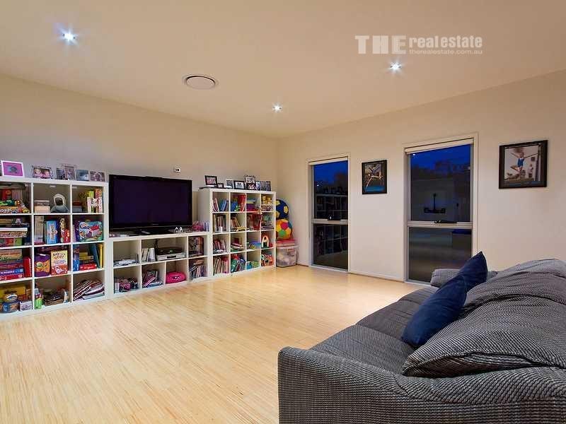 18 Molonglo Close, Reedy Creek QLD 4227