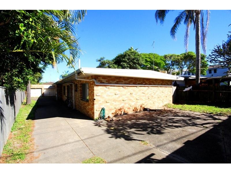 1960 Gold Coast Highway, Miami QLD 4220