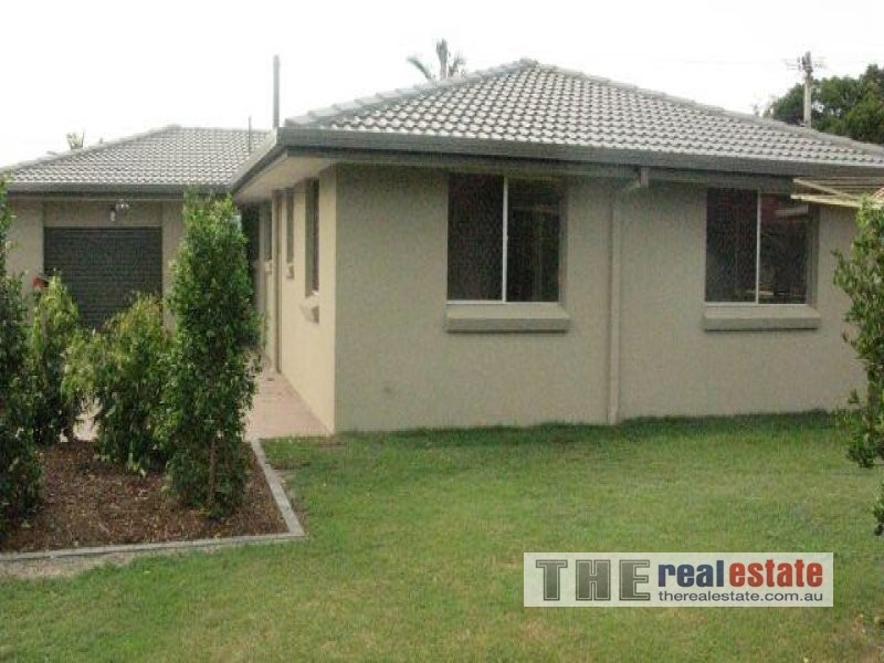 32 Tatha Avenue, Palm Beach QLD 4221