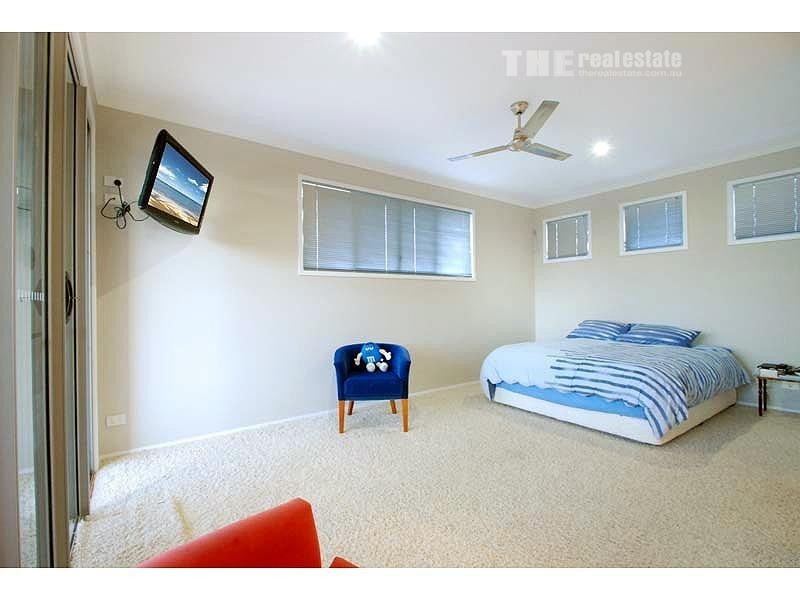 9 Barton Street, Reedy Creek QLD 4227