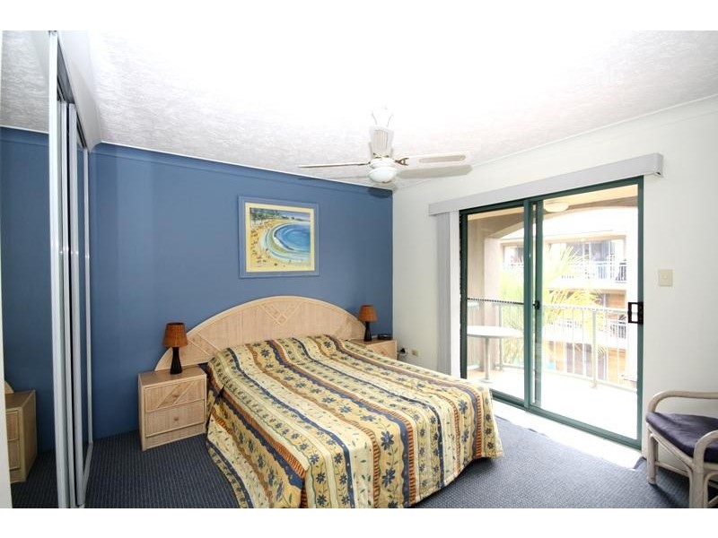 17/143 Golden Four Drive, Bilinga QLD 4225