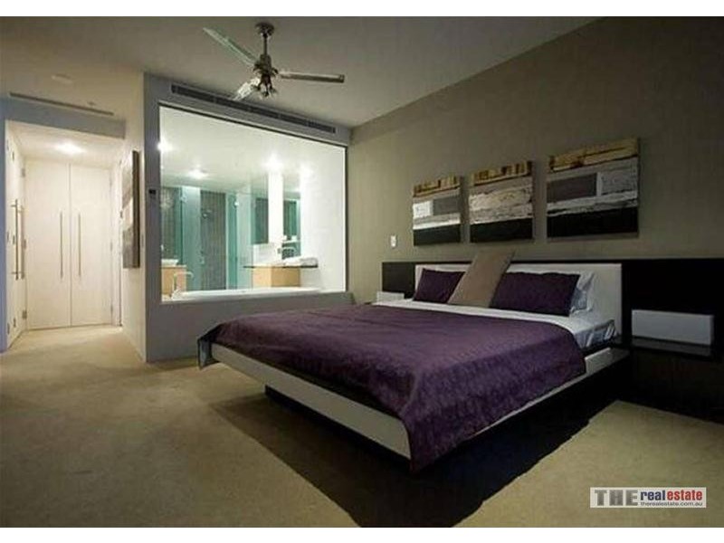 302/17 Albert Avenue, Broadbeach QLD 4218