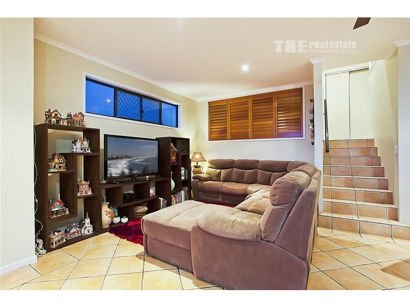 2/48 Hill Avenue, Burleigh Heads QLD 4220