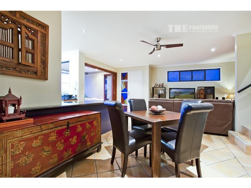 2/48 Hill Avenue, Burleigh Heads QLD 4220