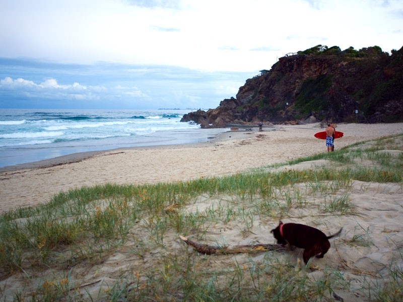 2/2002 Gold Coast Highway, Miami QLD 4220