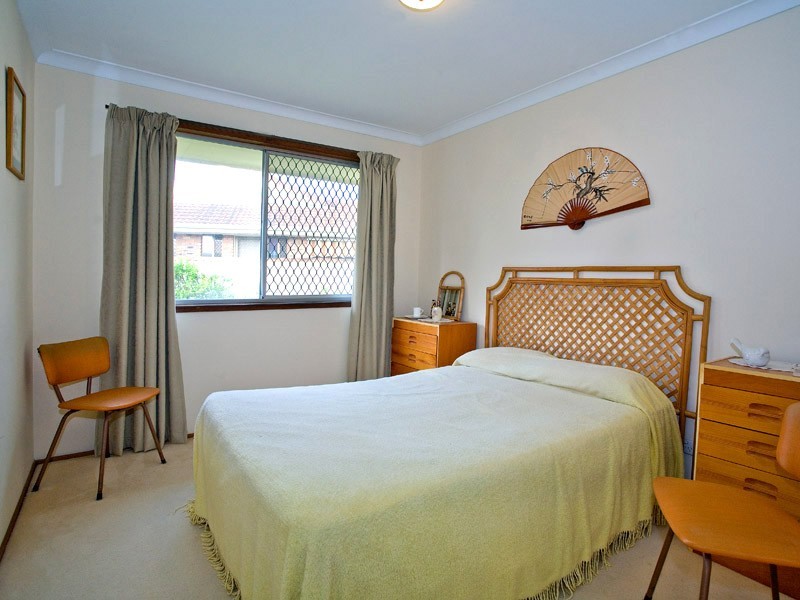 7 Adams Avenue, Miami QLD 4220