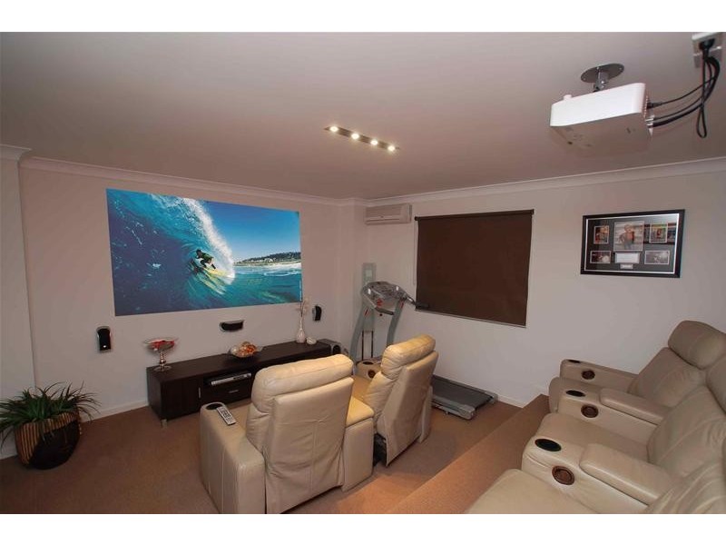 17 Willow Tree Drive, Reedy Creek QLD 4227