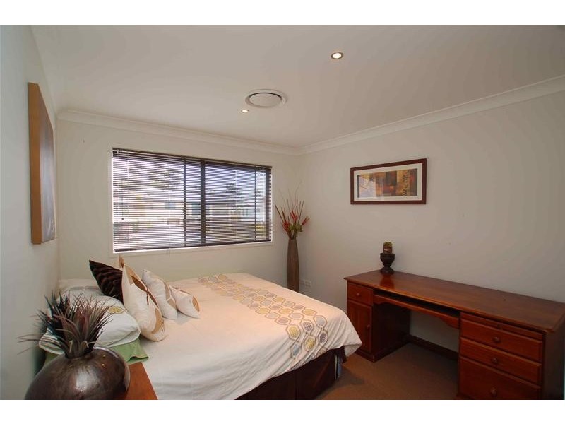 17 Willow Tree Drive, Reedy Creek QLD 4227