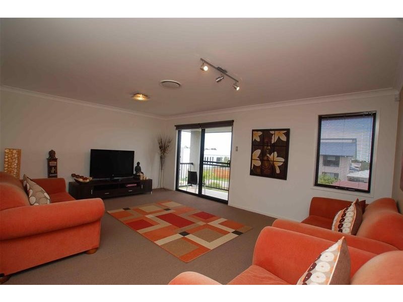 17 Willow Tree Drive, Reedy Creek QLD 4227