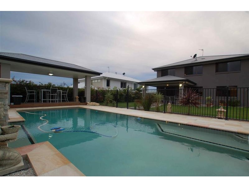 17 Willow Tree Drive, Reedy Creek QLD 4227